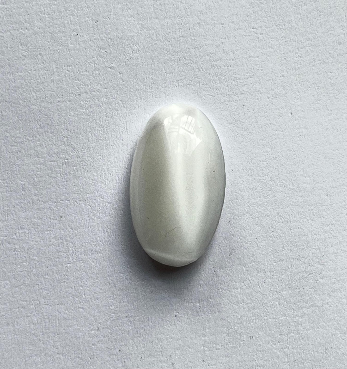 1073 Vintage Kunstmarmor Oval Cabochon 24mm