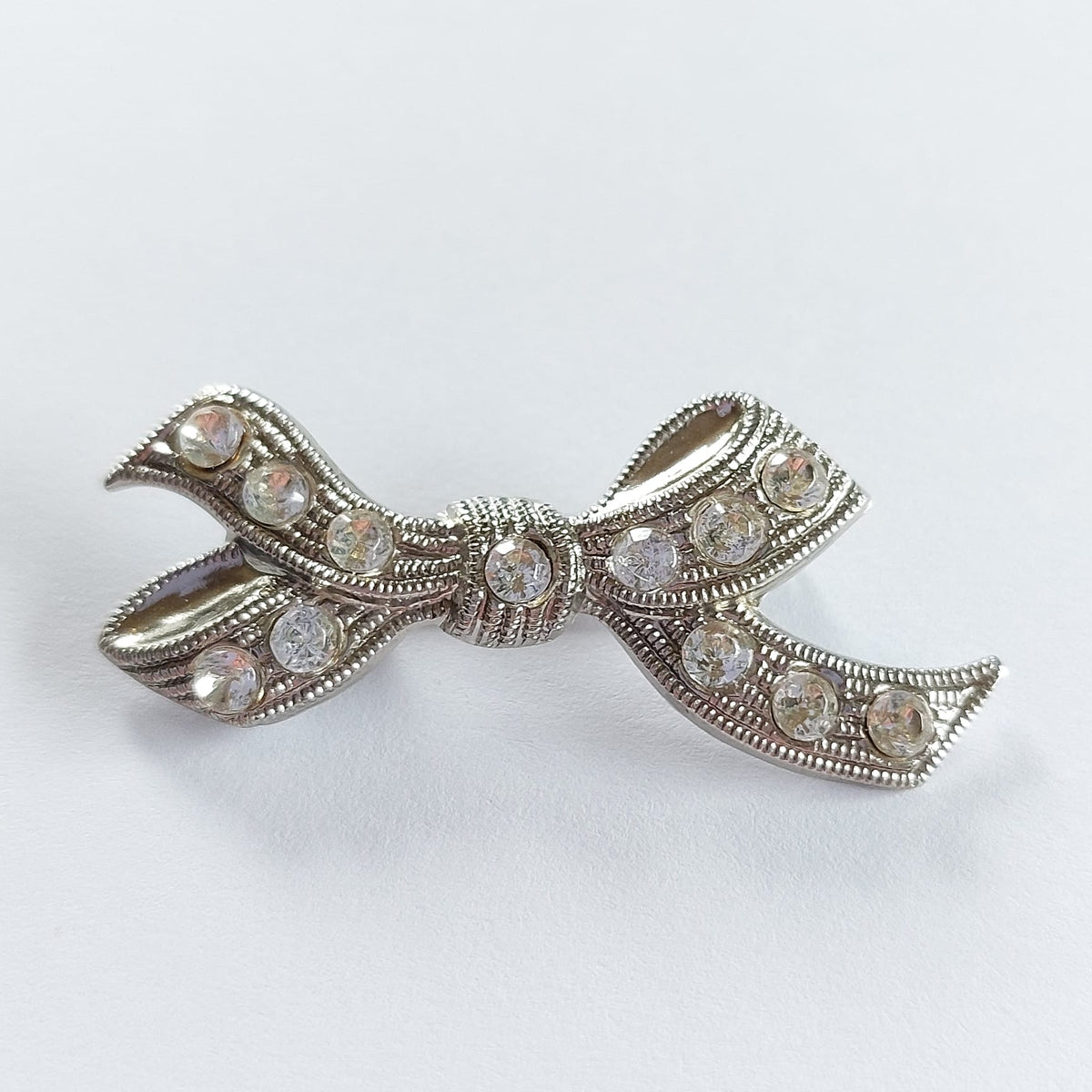8370 Vintage Contemporary Brosche 37×17mm