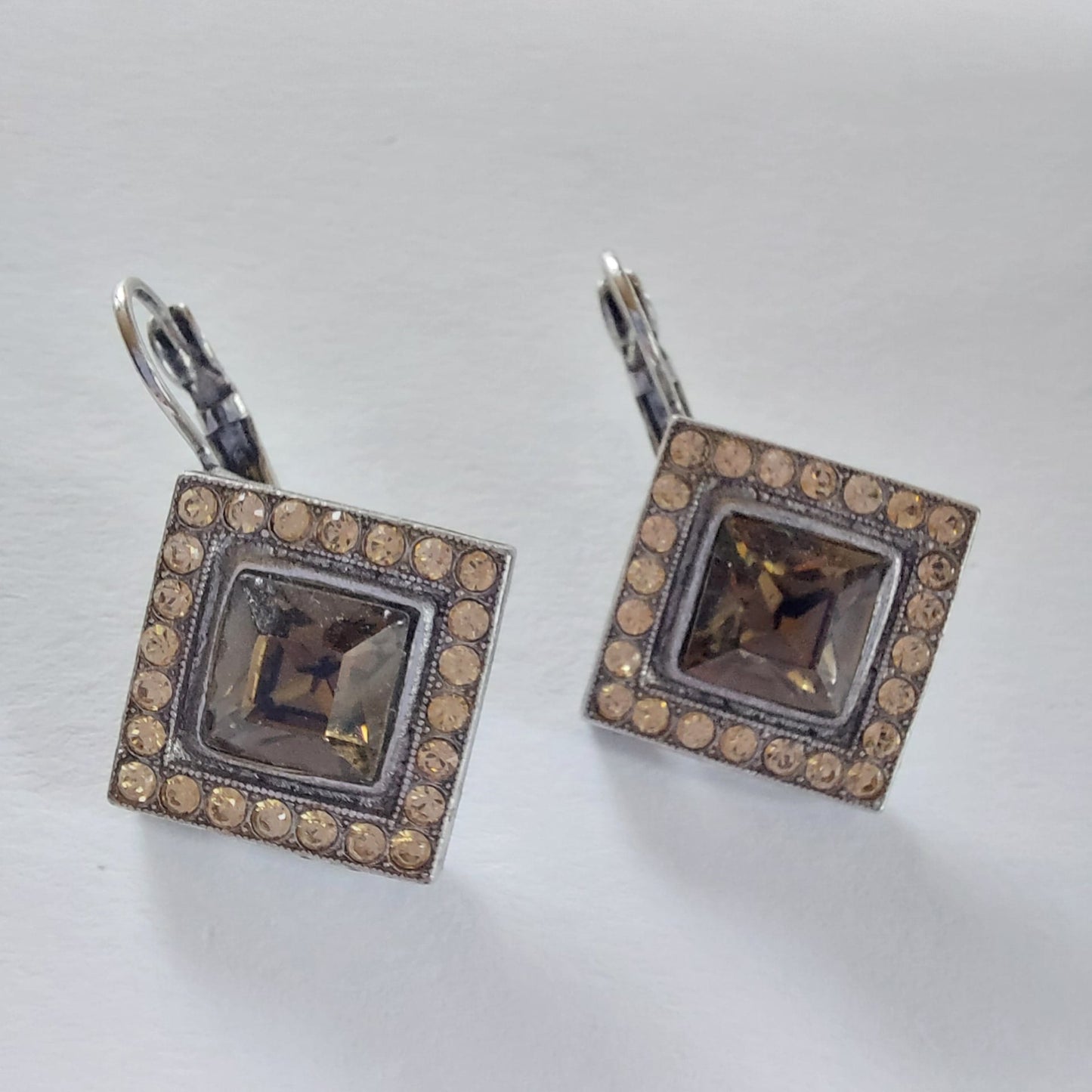 3560 Vintage Ohrringe mit Swarovski Kristallen 30mm