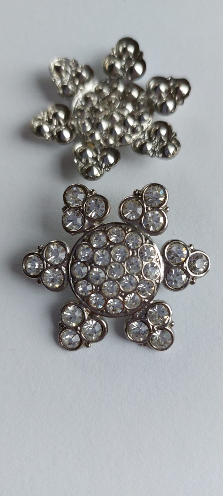 4031 Knöpfe mit Swarovski Kristallen und Swarovski Cabochon 35mm