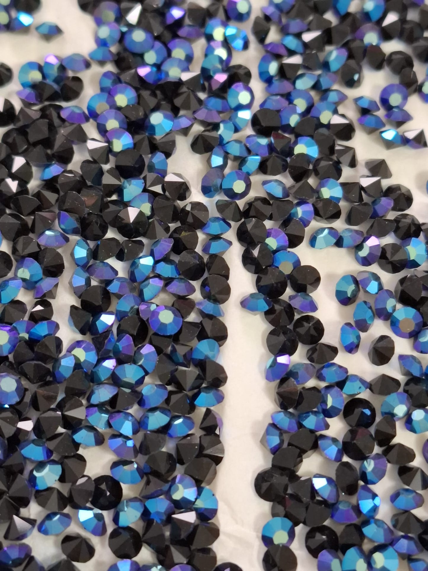 Swarovski® Chaton Vintage Jais Scarabee Unfoiled SS19