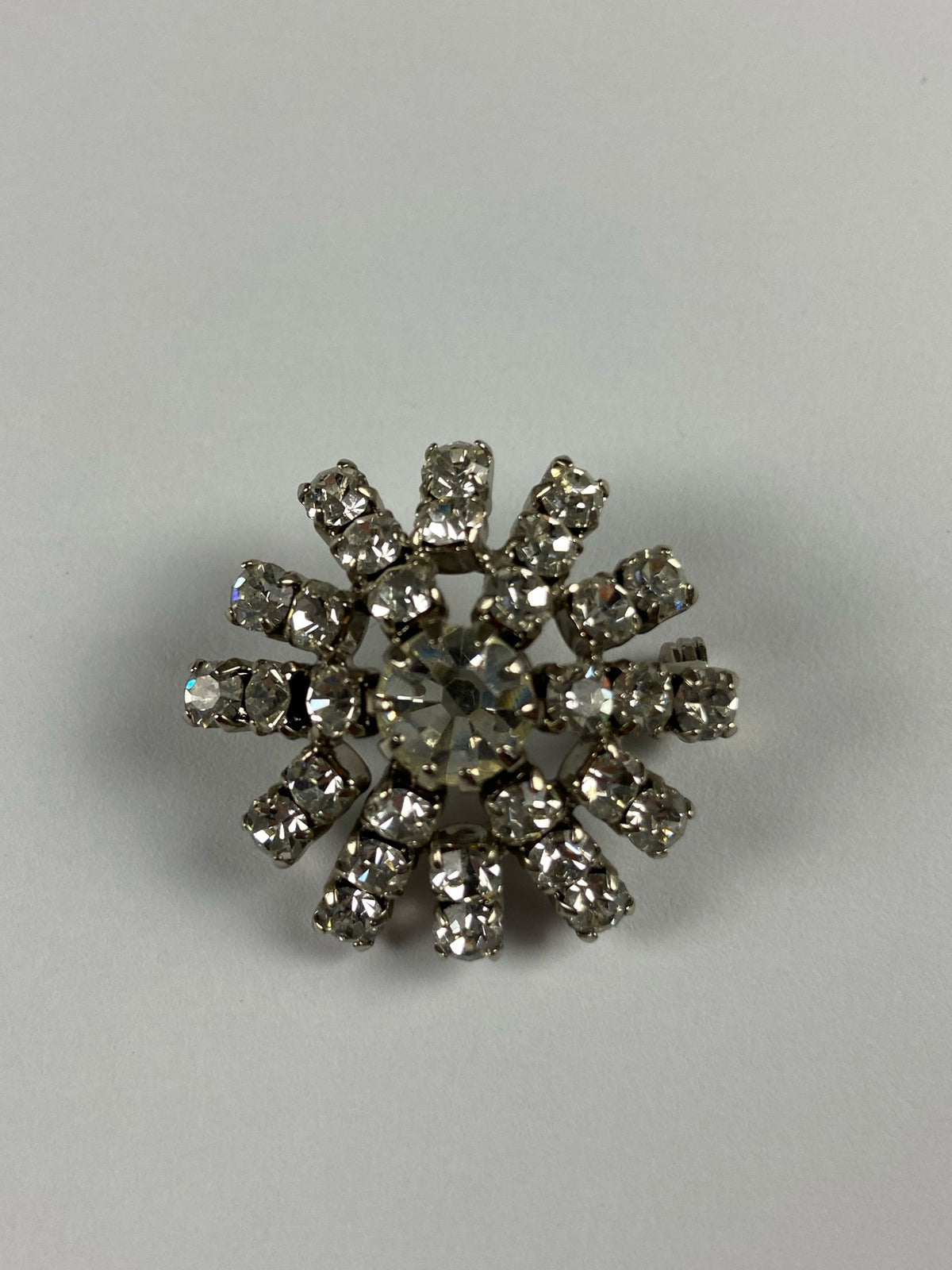 8692 Vintage Swarovski Kristallen Brosche 30mm