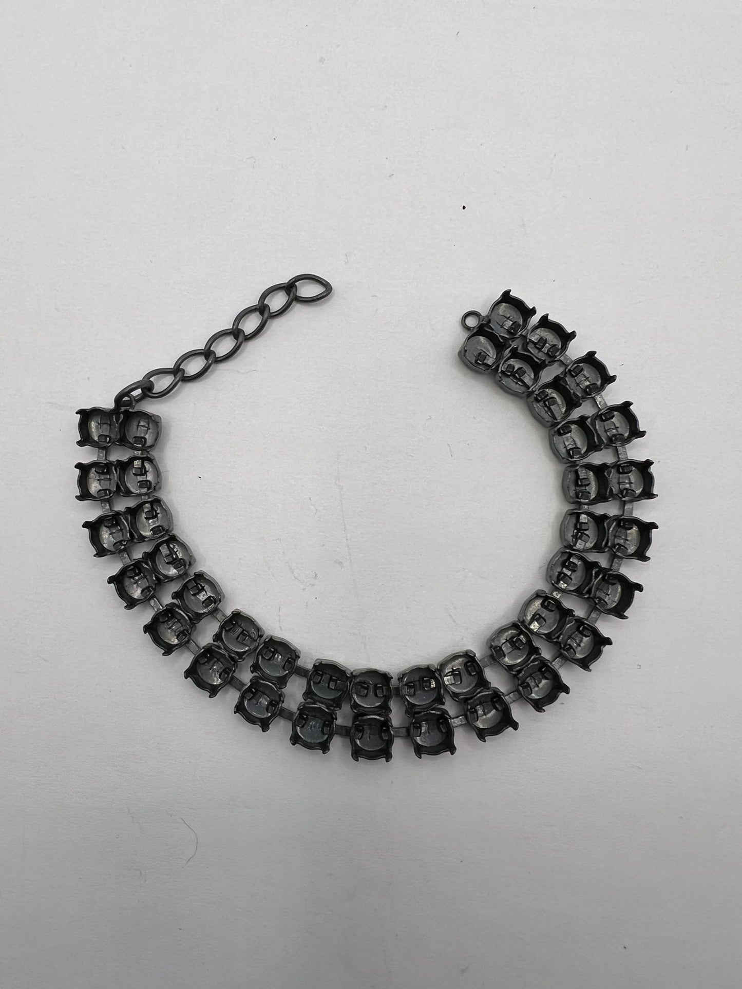 7089 Vintage leerer Armband zum Befüllen mit Swarovski Kristallen 17cm