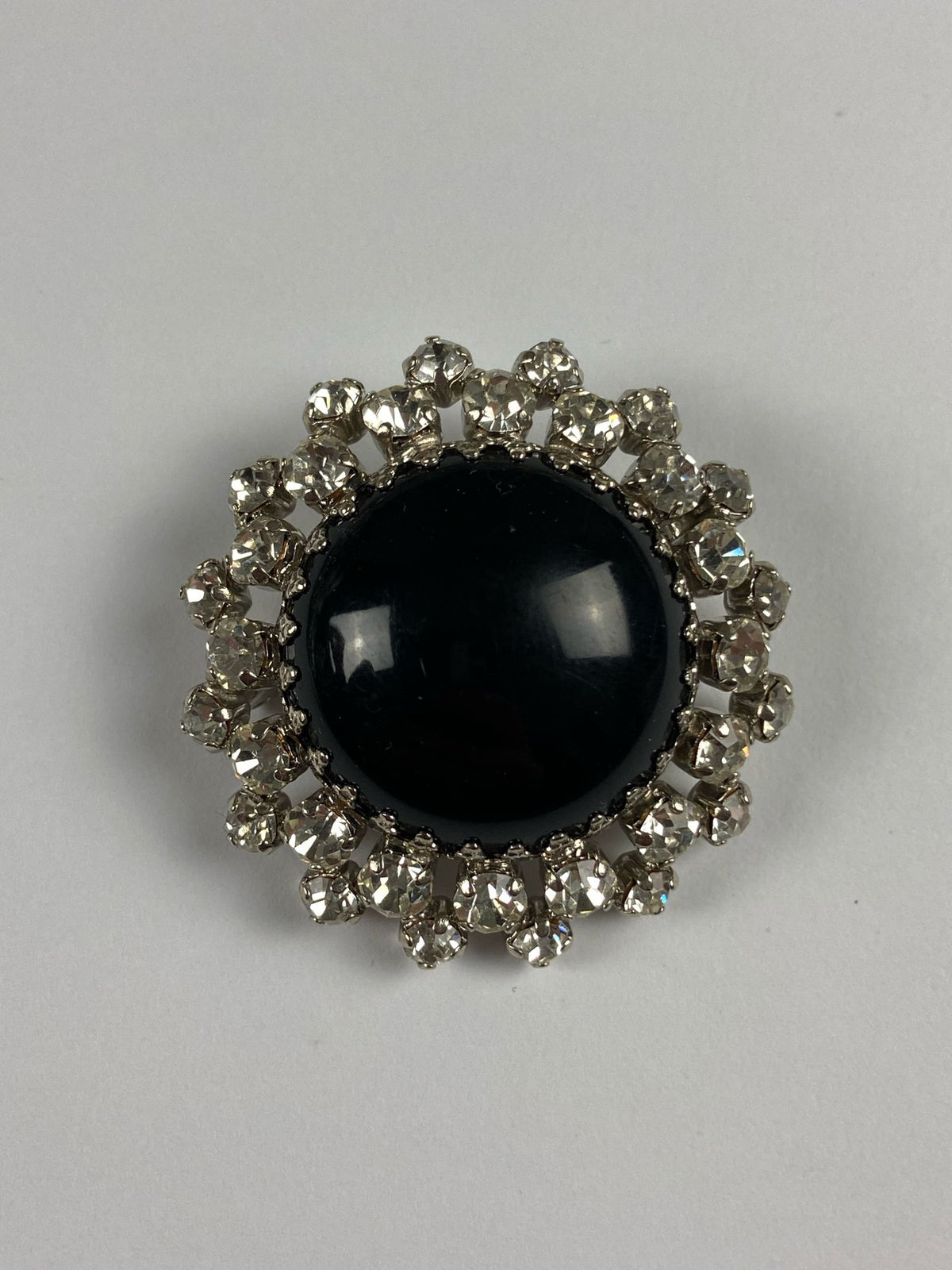 8733 Vintage Swarovski Kristallen Brosche 38mm