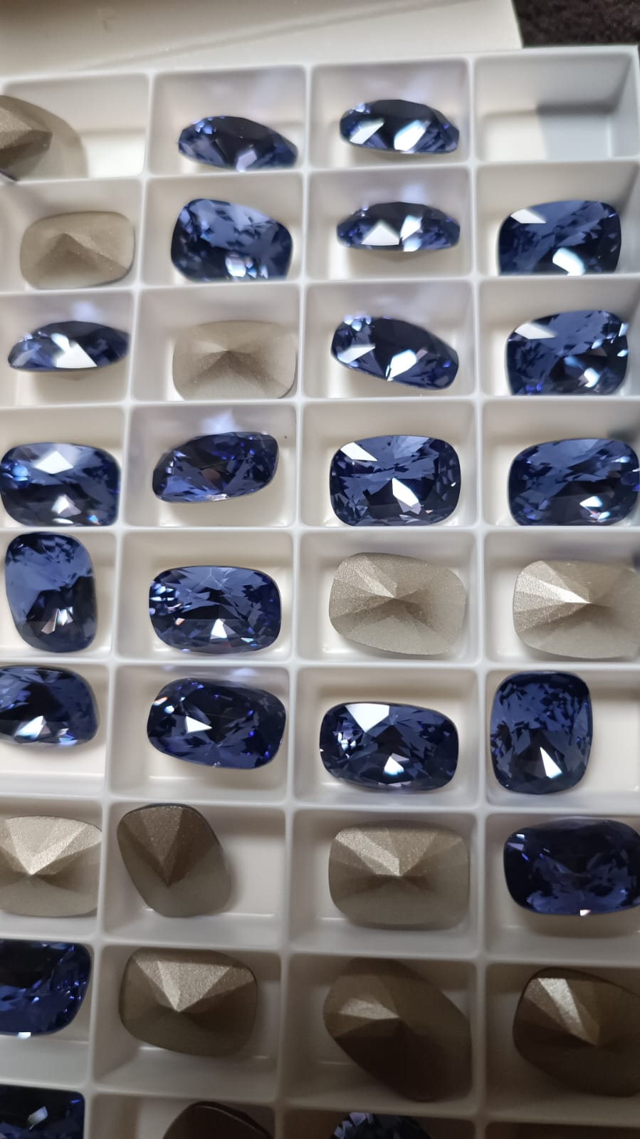 Swarovski® Fancy Cushion Square Tanzanite 14x10mm
