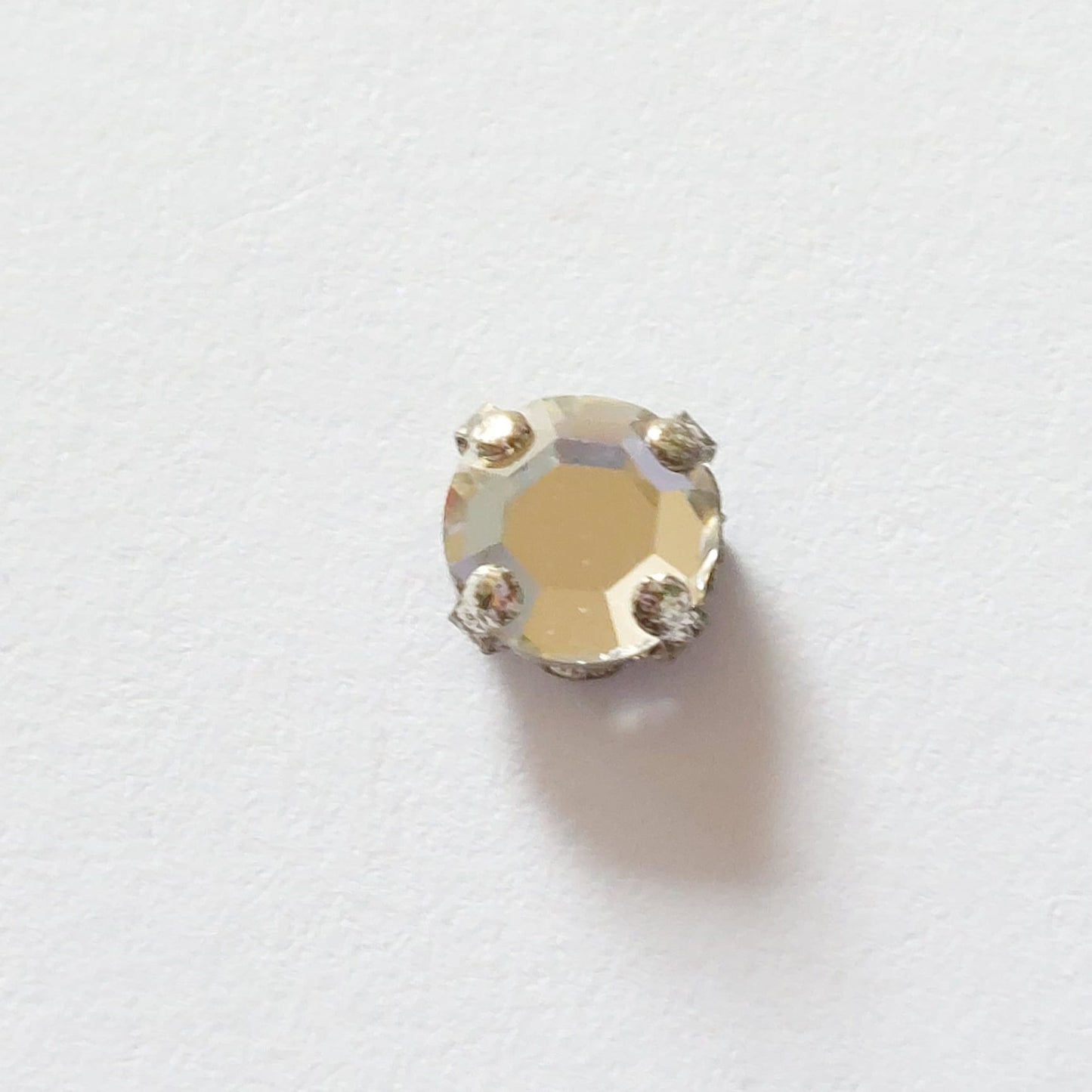 4334 Kristallsteinknopf zum Annähen 4.5mm