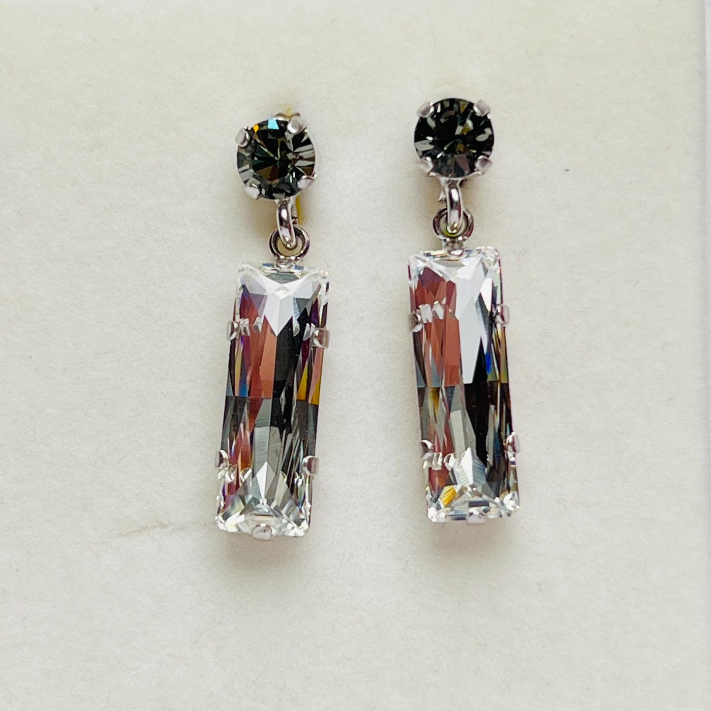 3969 Vintage Earring mit Swarovski Crystals 34mm