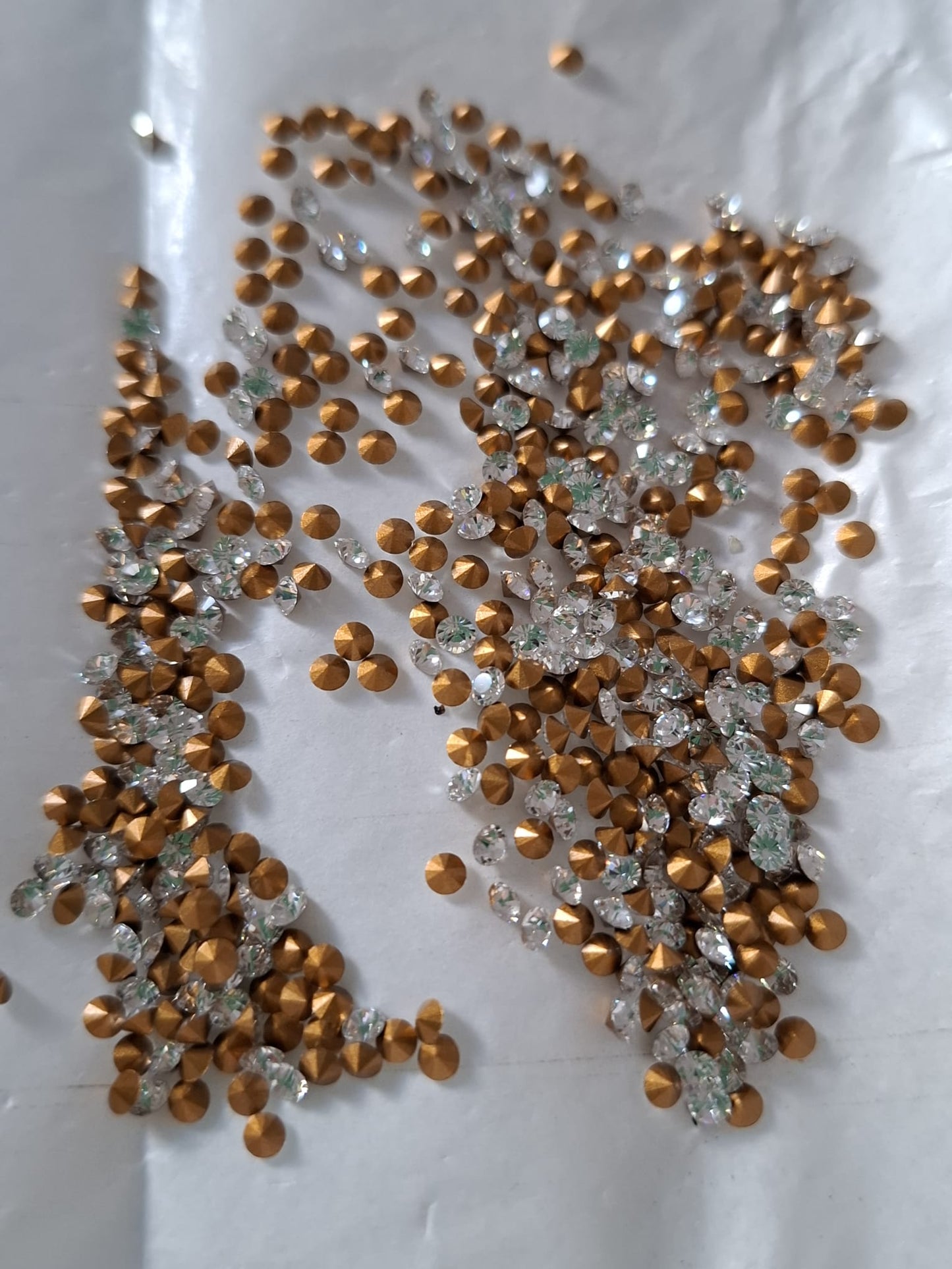 Swarovski® Chaton Vintage Crystal Gold Foiled PP20