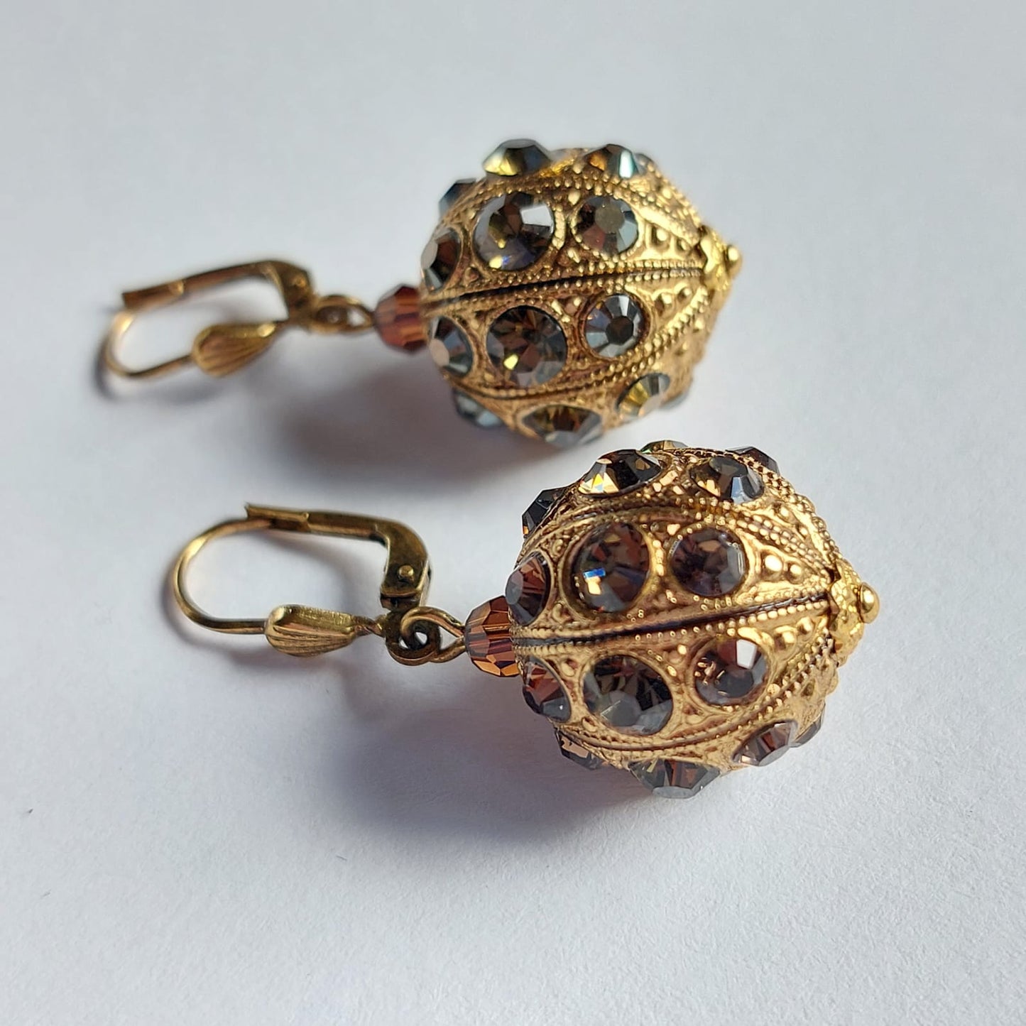 3537 Vintage-Ohrringe mit Swarovski Kristallen 38mm