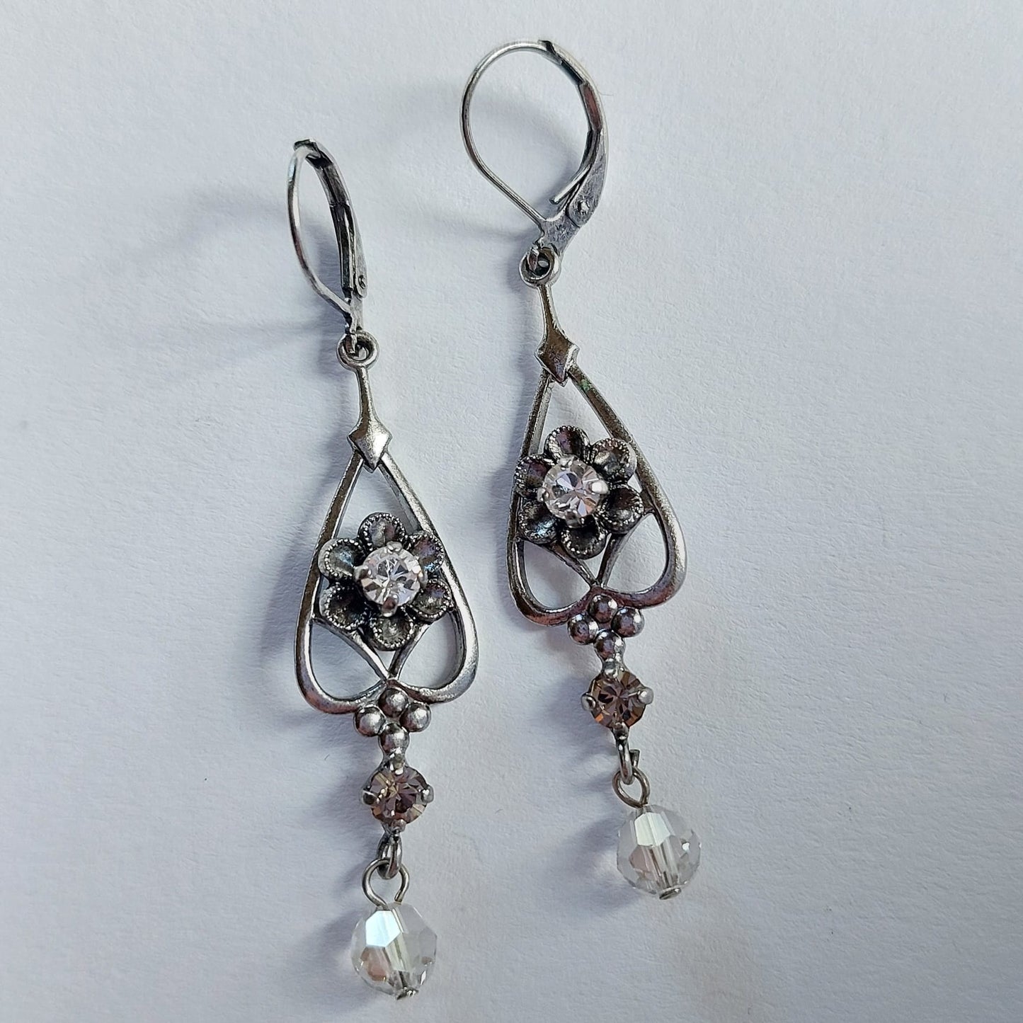 3572 Vintage Ohrringe mit Swarovski Kristallen 55mm