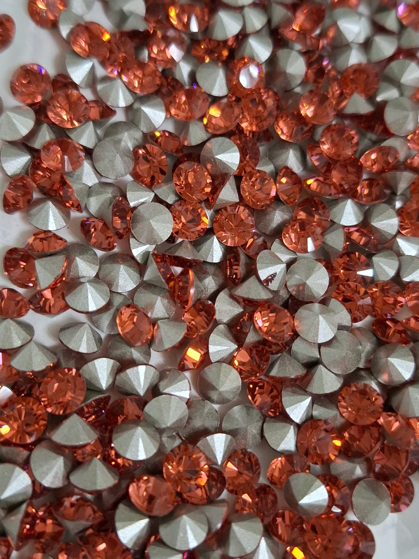 Swarovski® Chaton Padparadscha SS29