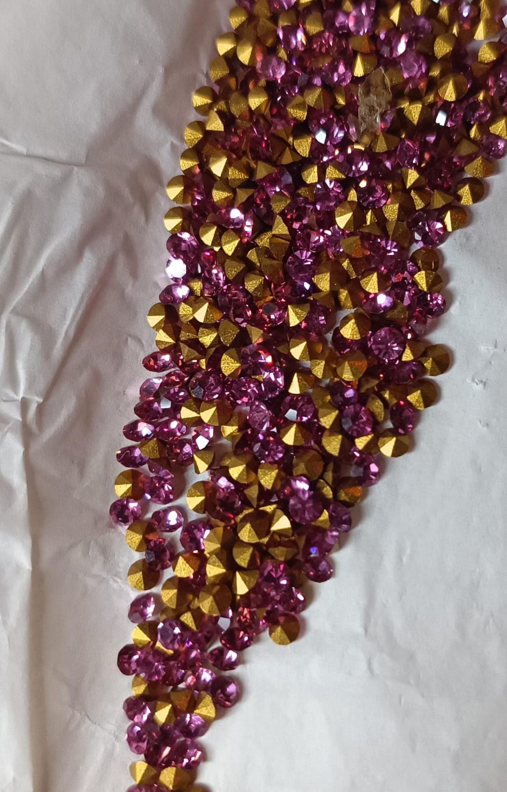 Swarovski® Chaton Vintage Rose Gold Foiled PP21
