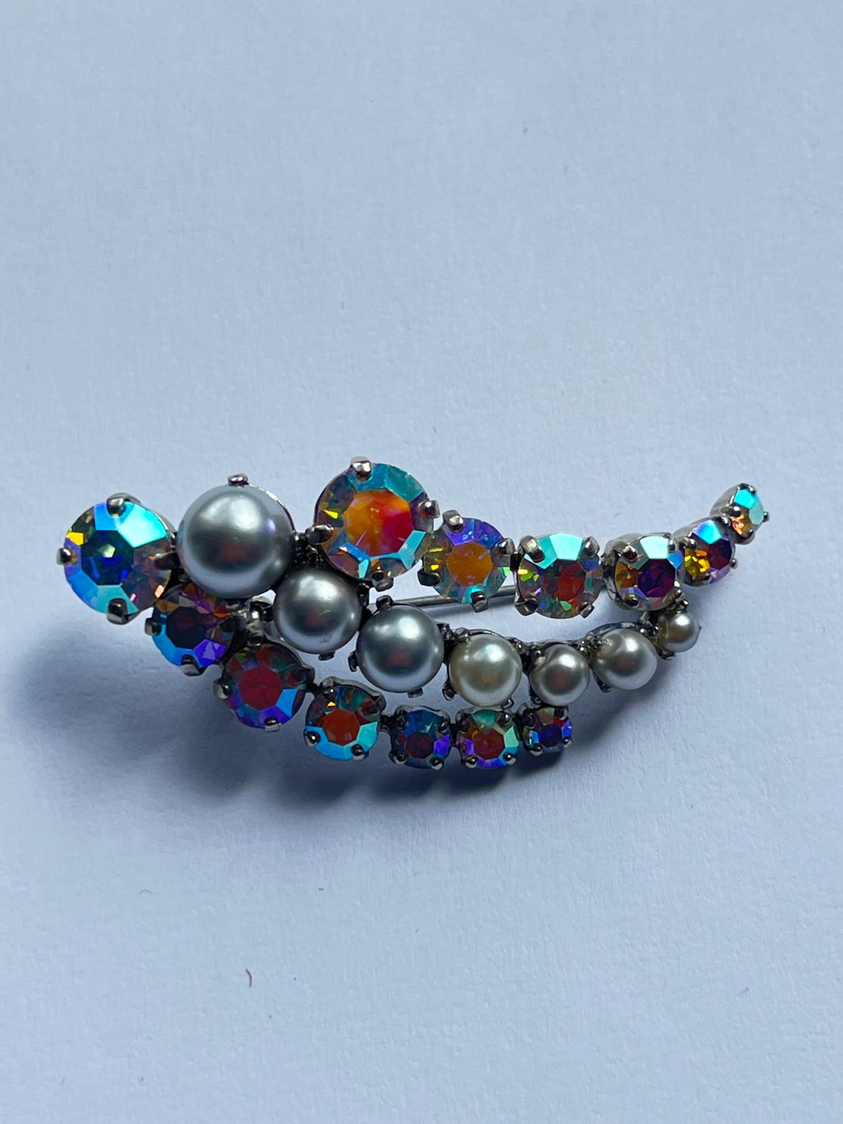 8586 Vintage Swarovski Kristallen Brosche 50mm