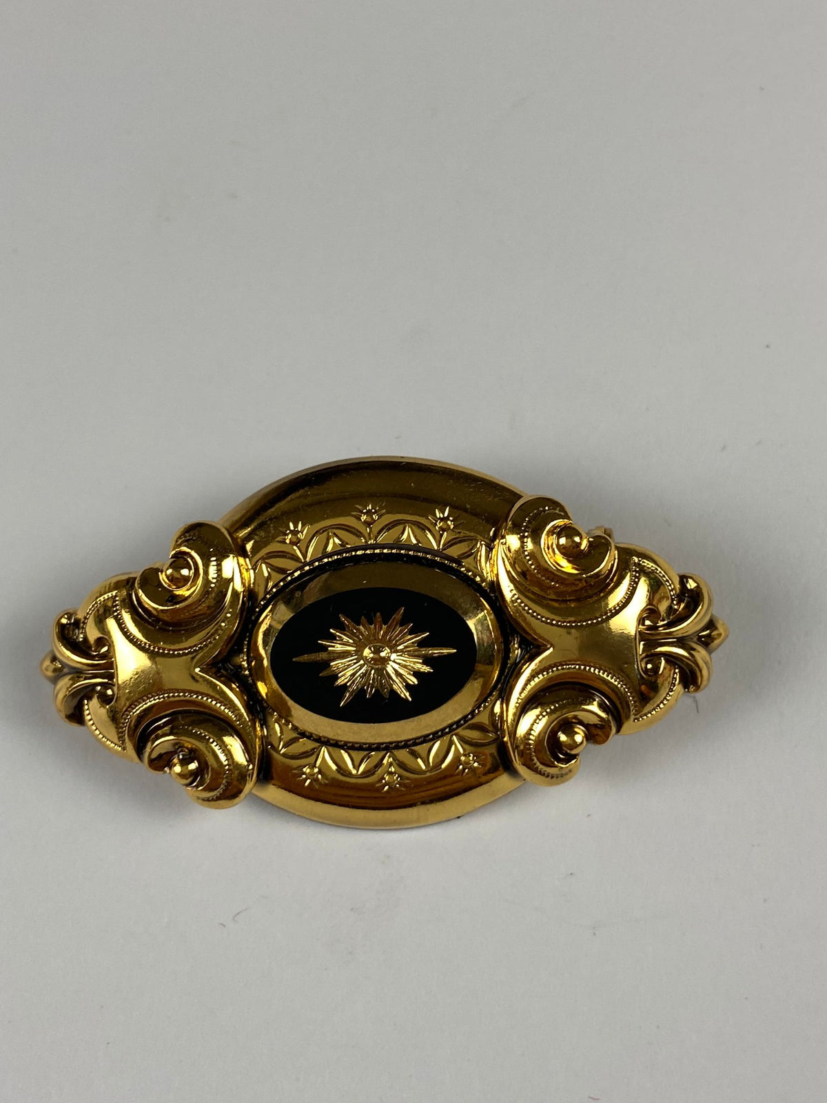8224 Vintage Emaille Brosche 50x27mm