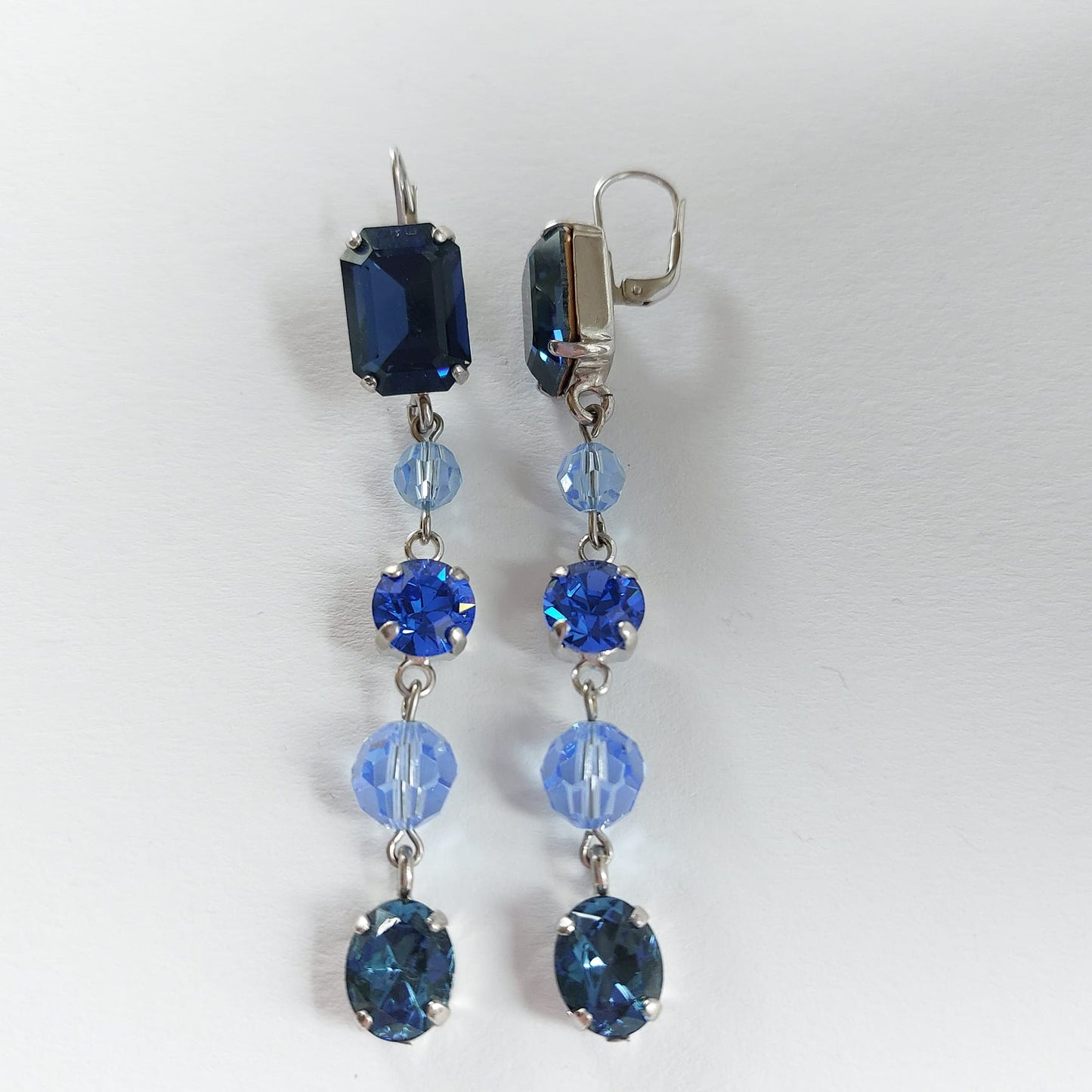 3579 Vintage Ohrringe mit Swarovski Kristallen 75mm