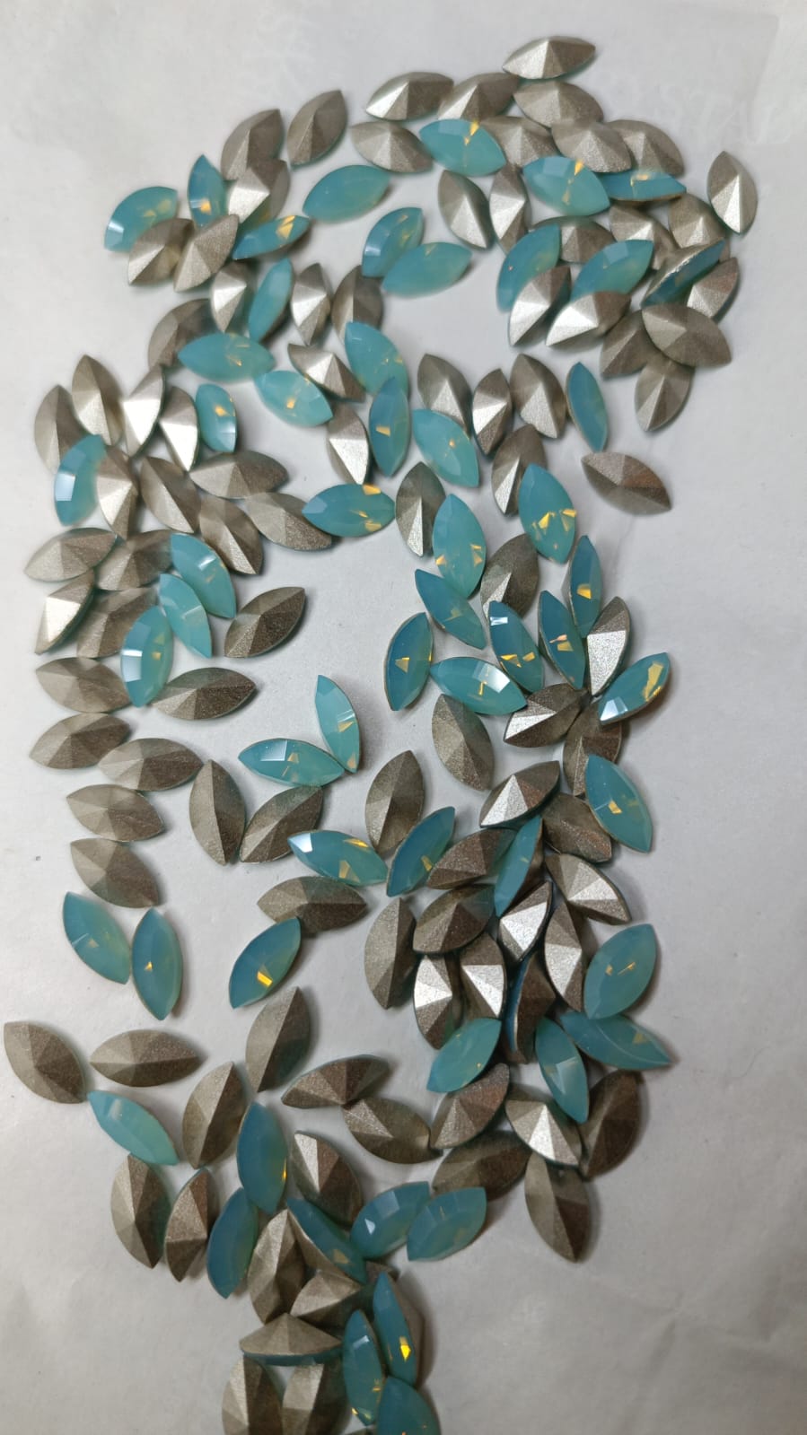 Swarovski® Fancy Vintage Navette Pacific Opal Silver Foiled 10x5mm