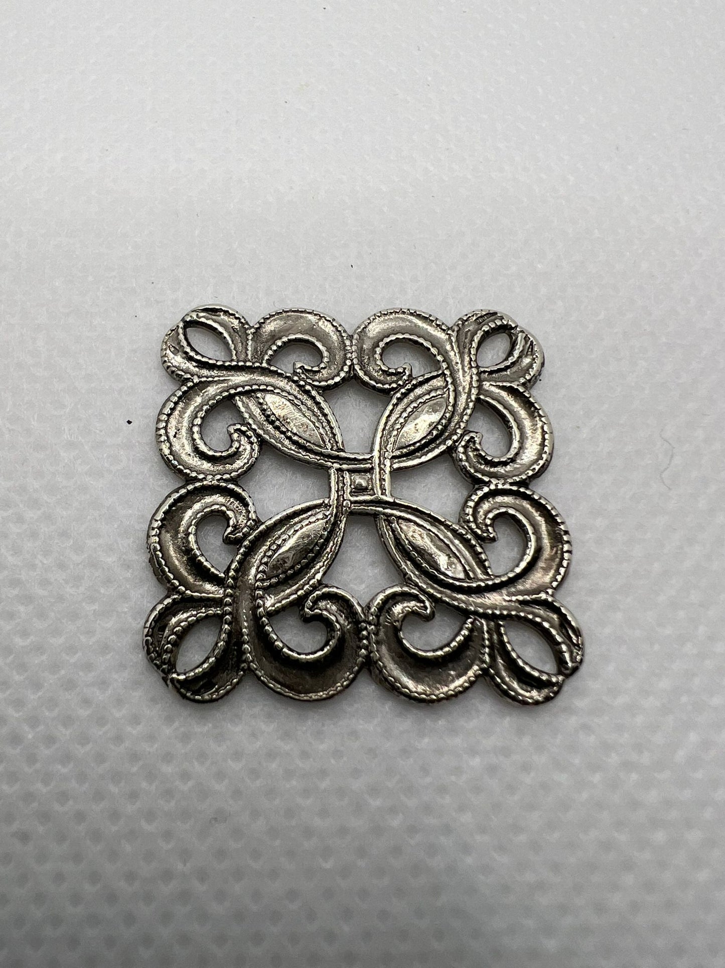 5875 Vintage Rhodium Filigren Schmuckzubehör 25mm