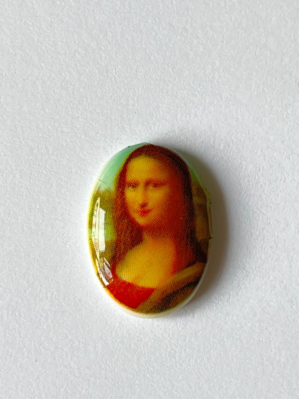 5790 Vintage Camee Cabochon 18mm