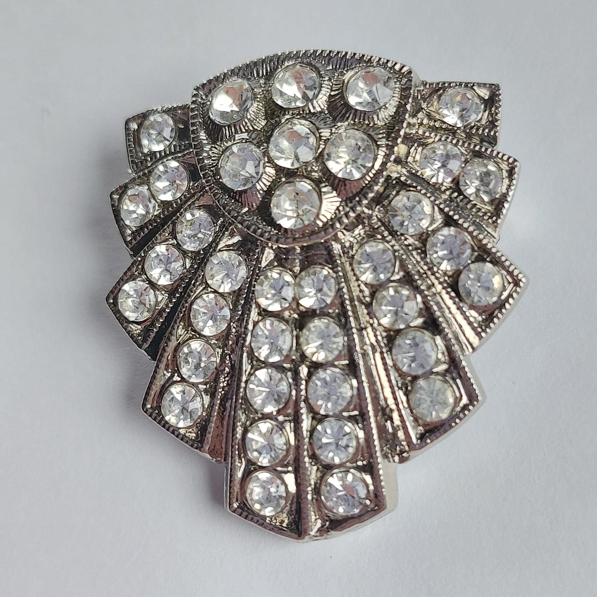 8079 Vintage Brosche mit Swarovski-Kristallen 37x34mm