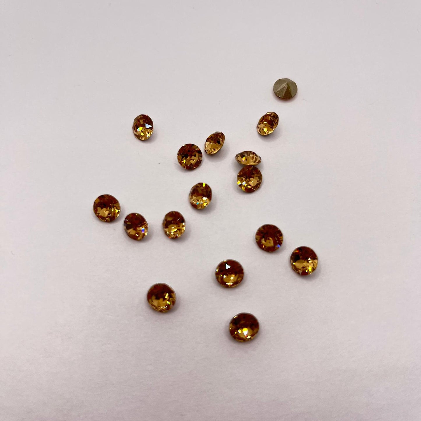 Swarovski® Chaton Light Colorado Topaz SS29