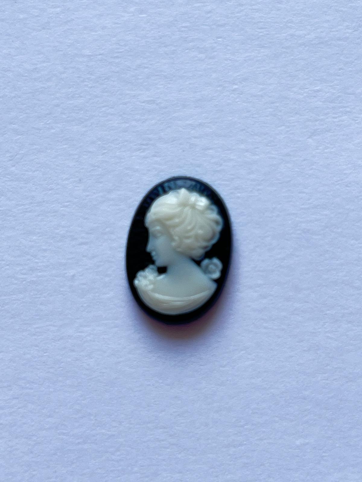 5778 Vintage Camee Cabochon Dunkelblau 14mm