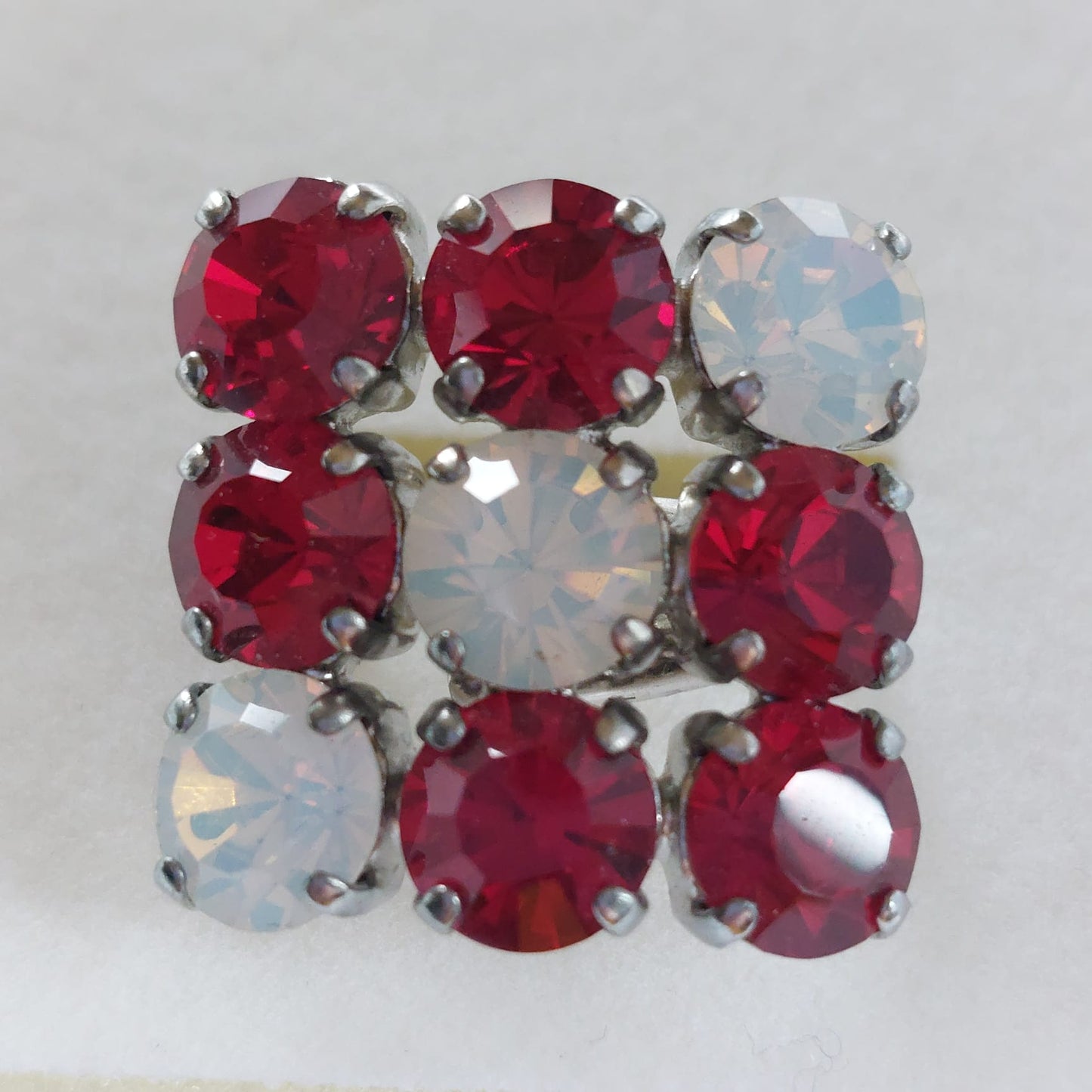9803 Vintage Ring made with Swarovski Kristallen 20mm