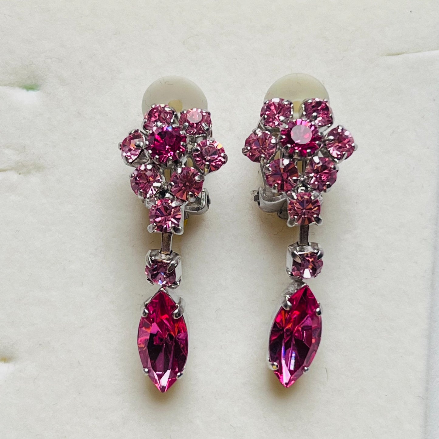 3920 Vintage Ohrclips mit Swarovski-Kristallen 40mm