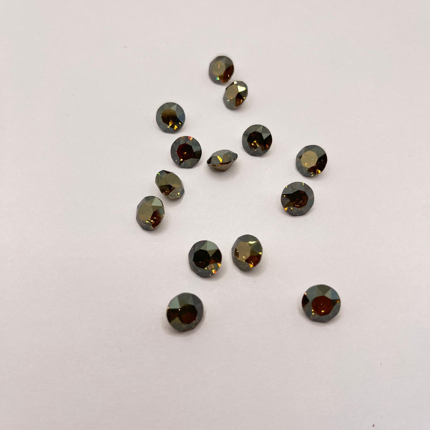 Swarovski® Chaton Bronze Shade SS39