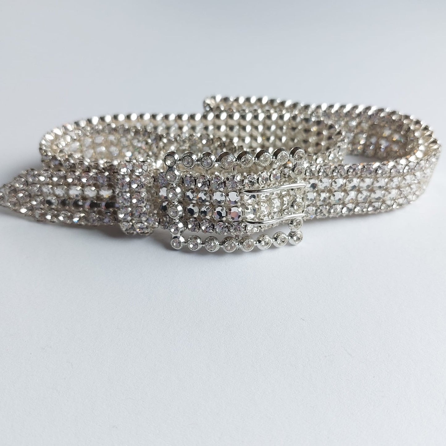 2099 Gürtel Swarovski-Steinen Besetzter 88x2cm