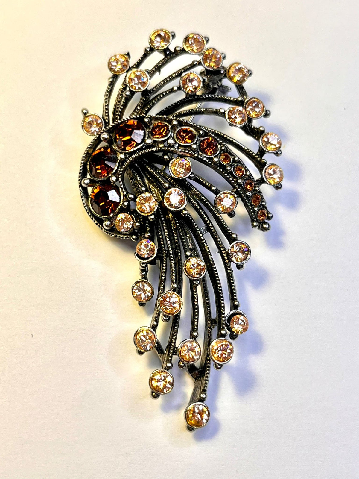 8439 Vintage Zeitgenössische Swarovski Kristallen Brosche 65mm