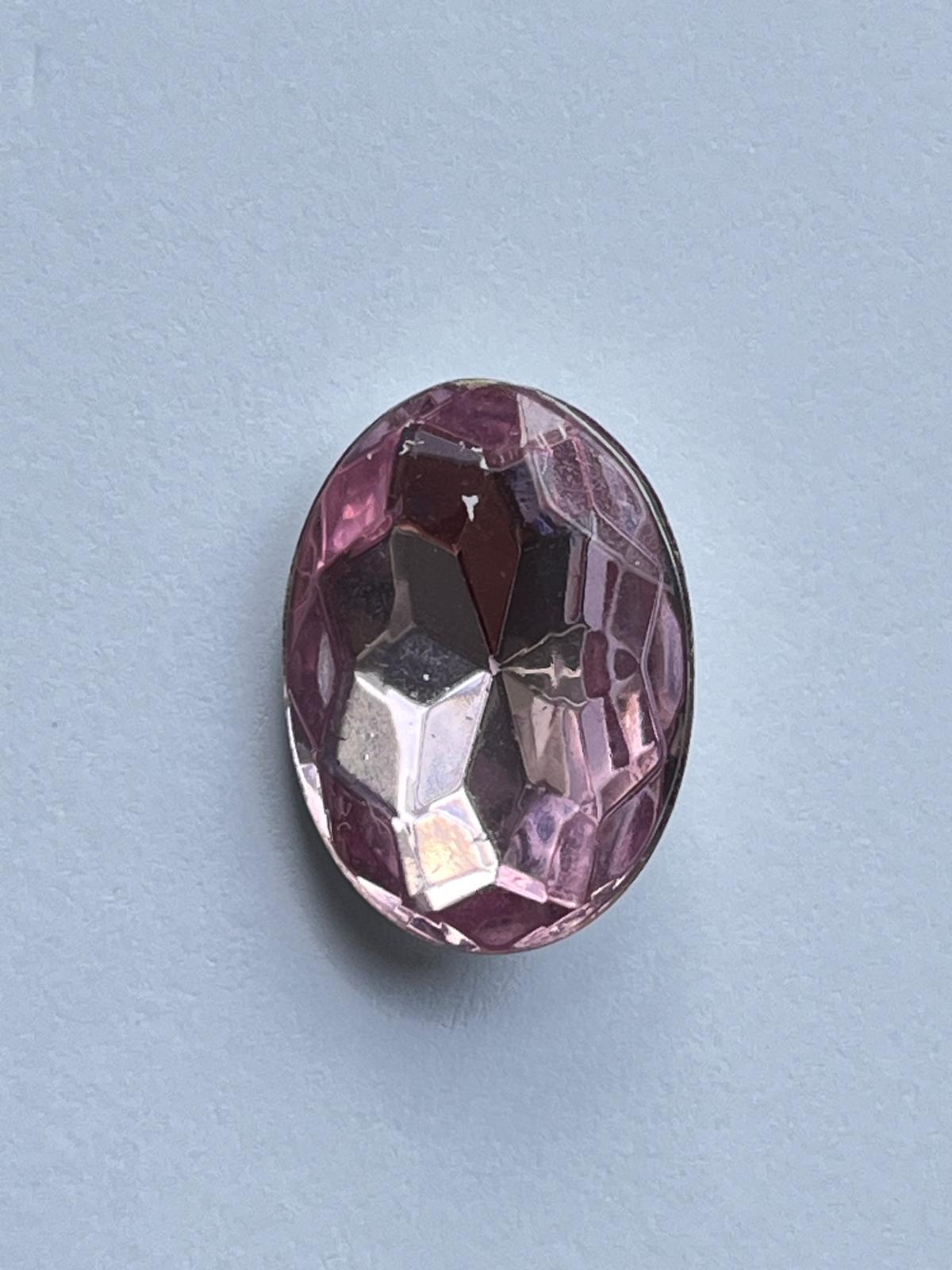 1010 Vintage Kunststoff Oval Crystal Cut 16mm