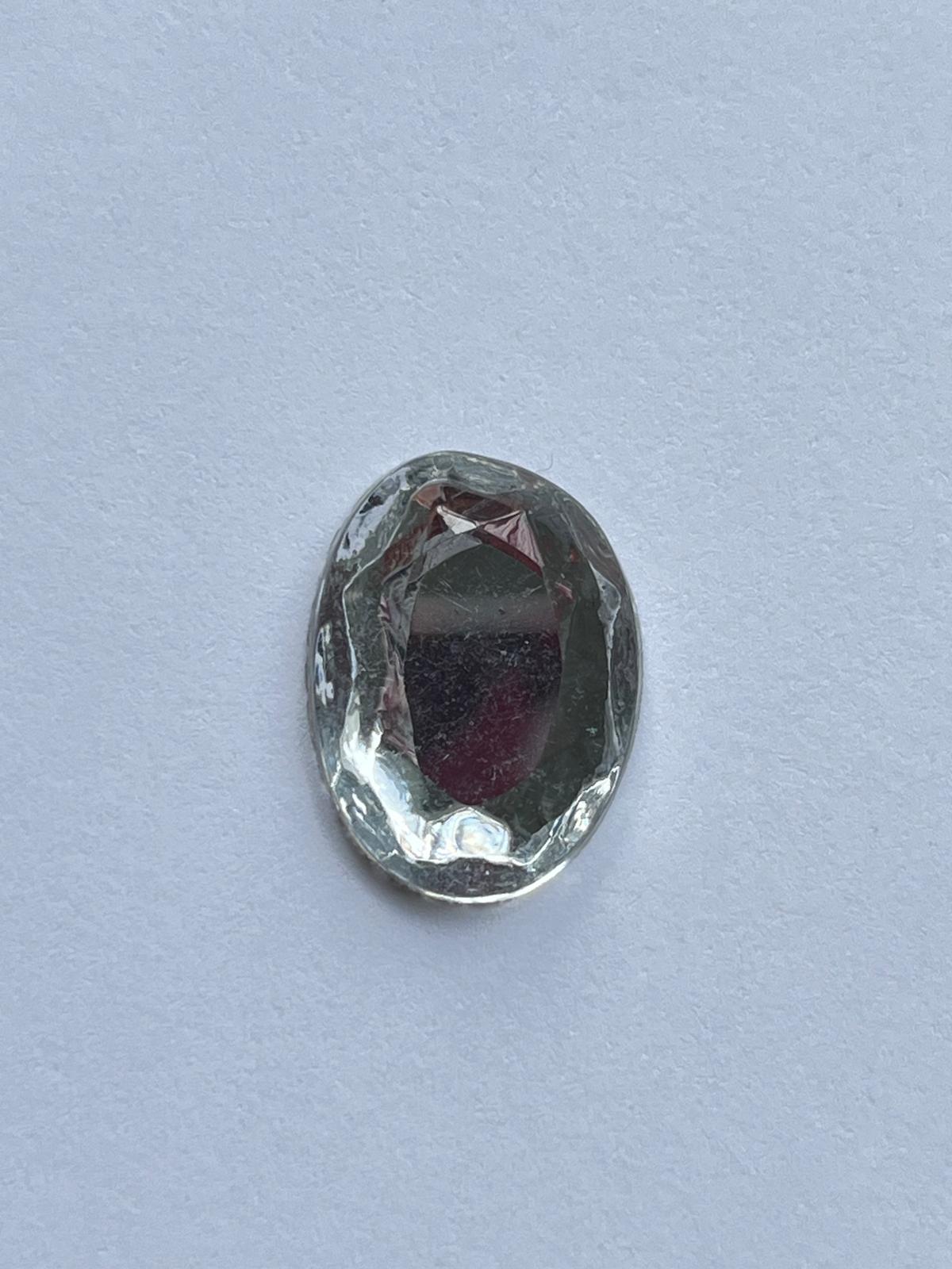 1014 Vintage Kunststoff Oval Crystal Cut 16mm