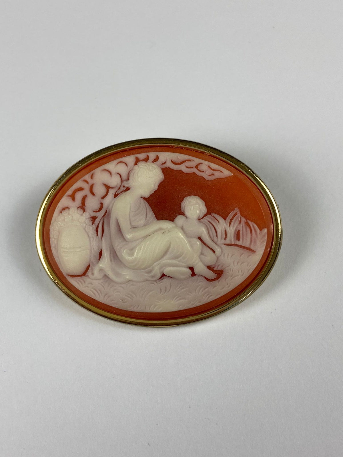 8230 Vintage Camee Brosche 43,2x33,3mm