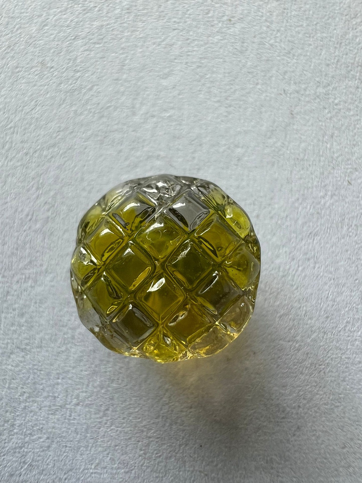 5734 Vintage Acryl Perlen Klar Jonquil 10mm