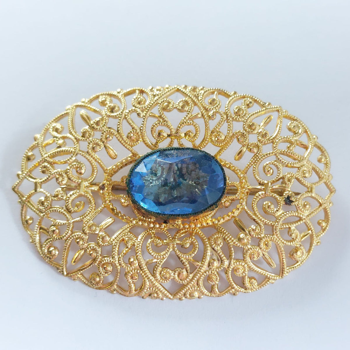 8418 Vintage Filigren Cabochon Brosche 46mm