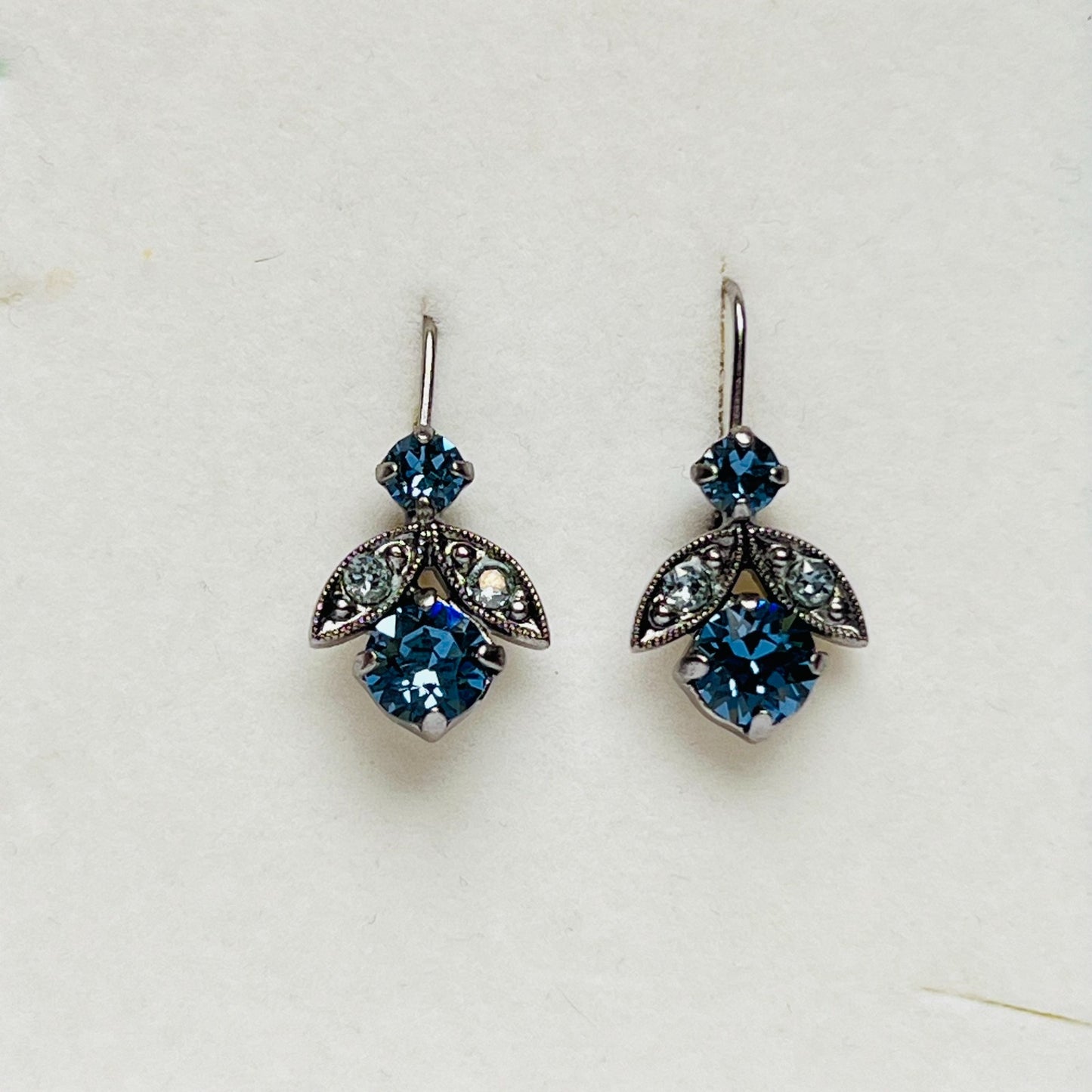 3943 Vintage Earring mit Swarovski Crystals 25mm