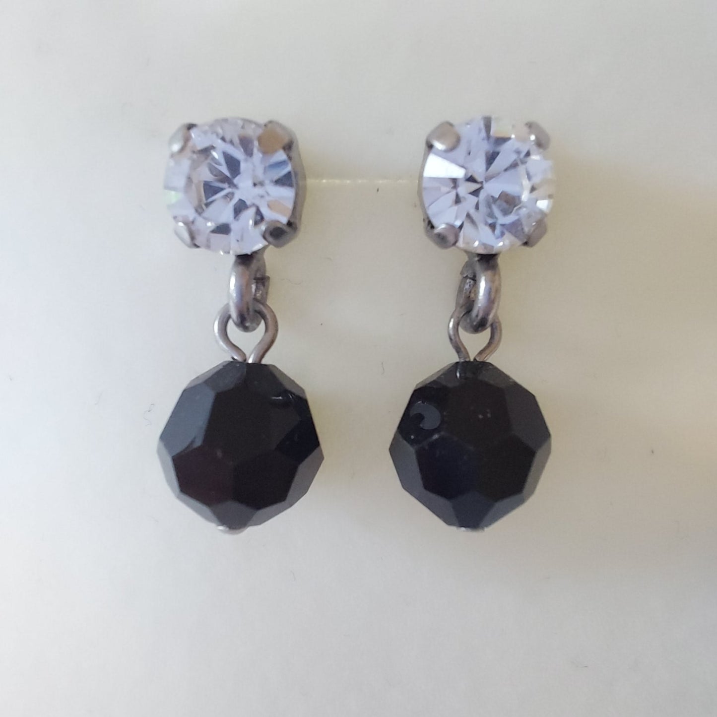 3765 Vintage Earring mit Swarovski Crystals