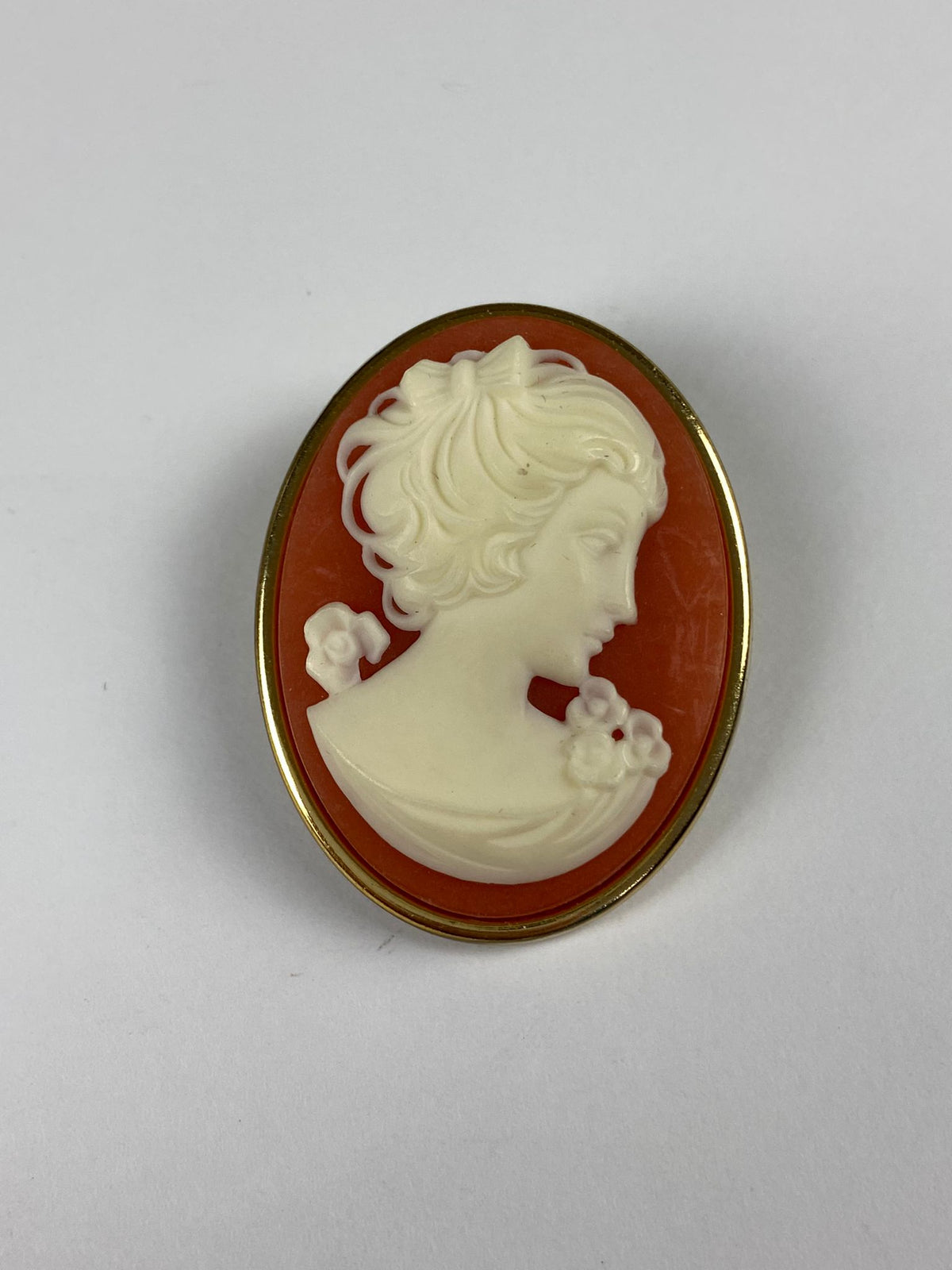 8242 Vintage Camee Brosche 33,3x43,2mm