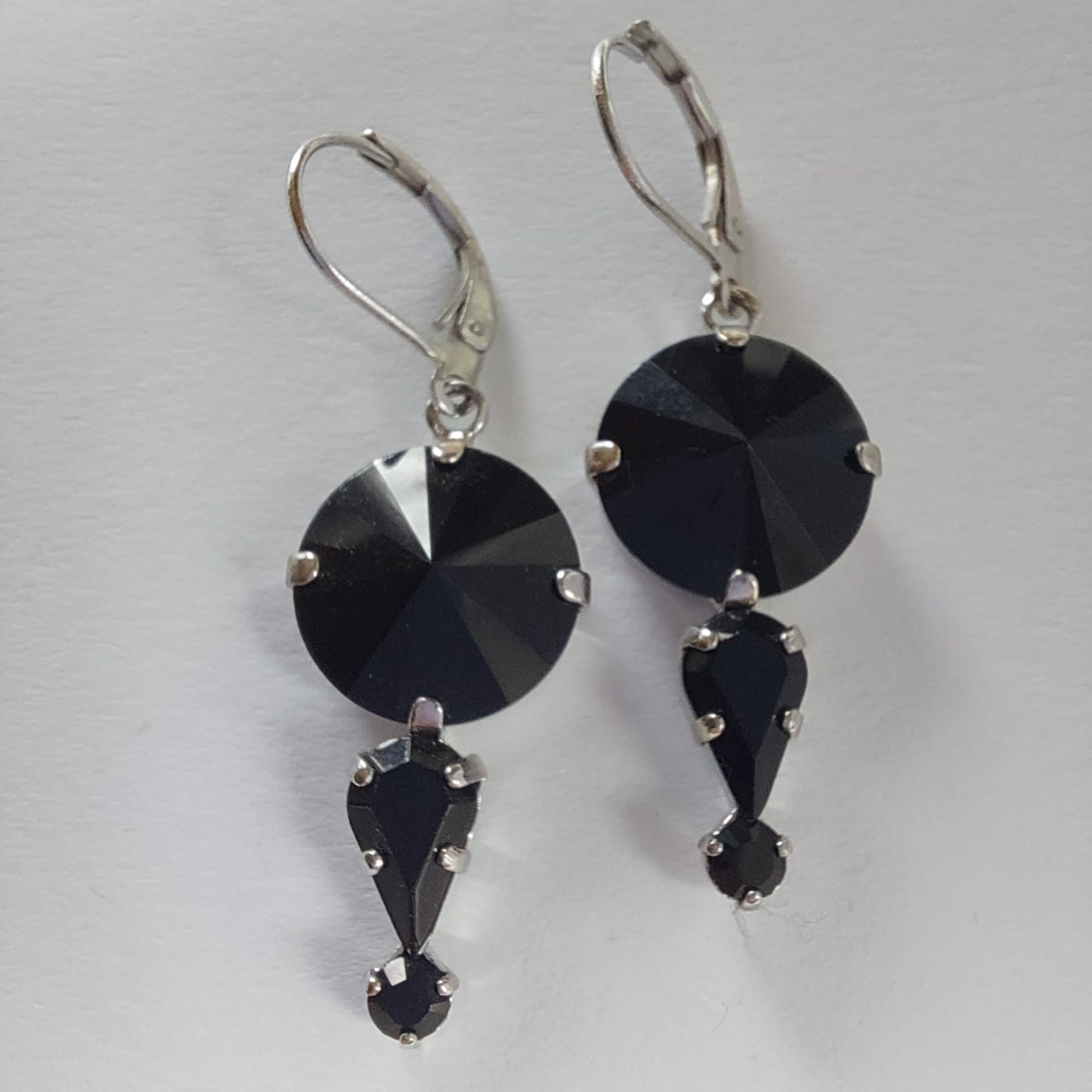 3595 Vintage Ohrringe mit Swarovski Kristallen 45mm