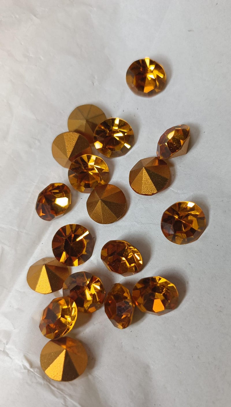 Swarovski® Chaton Vintage Topaz Gold Foiled SS48
