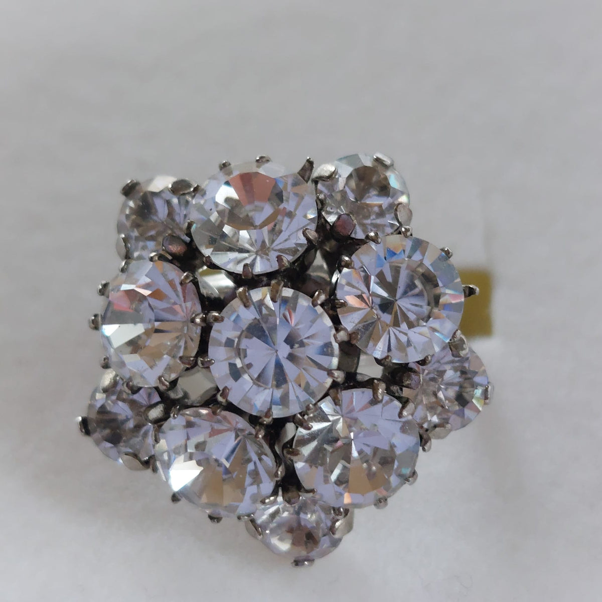 9798 Vintage Ring made with Swarovski Kristallen 23mm