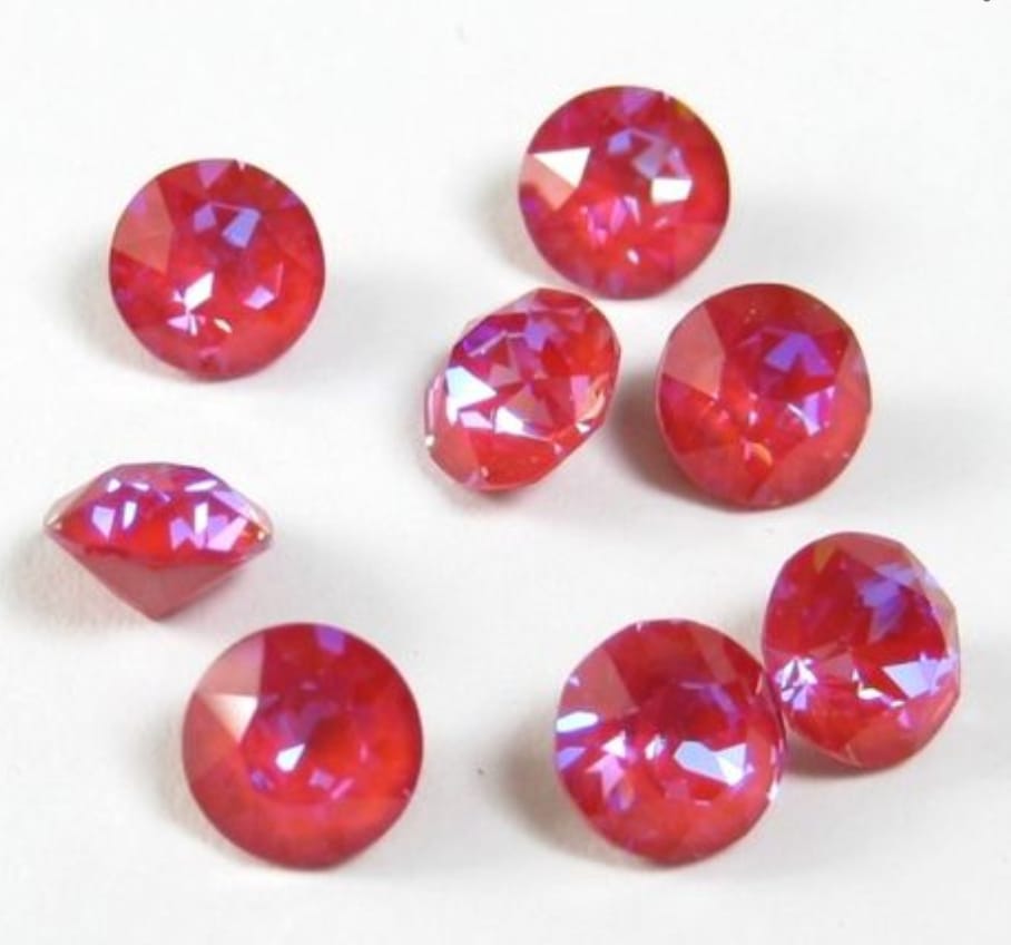 Swarovski® Chaton Royal Red DeLite SS29