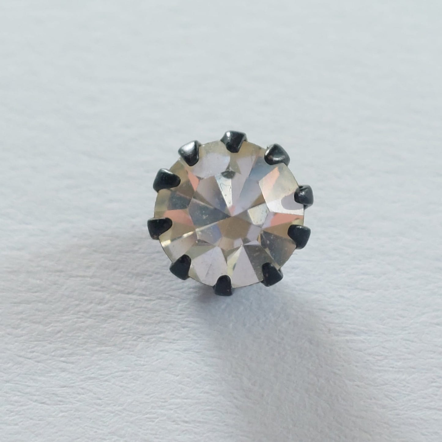 4195 Knopfe mit Swarovski Kristallen 7.5mm