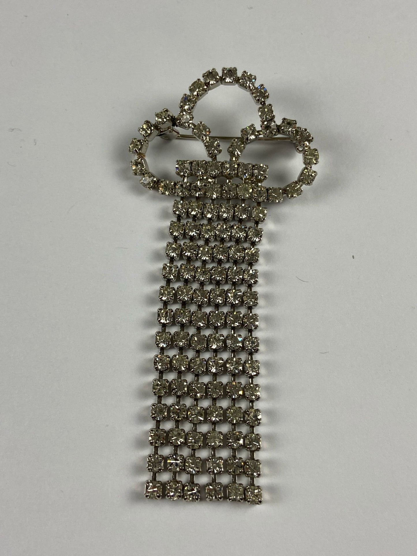 8668 Vintage Swarovski Kristallen Brosche 90mm