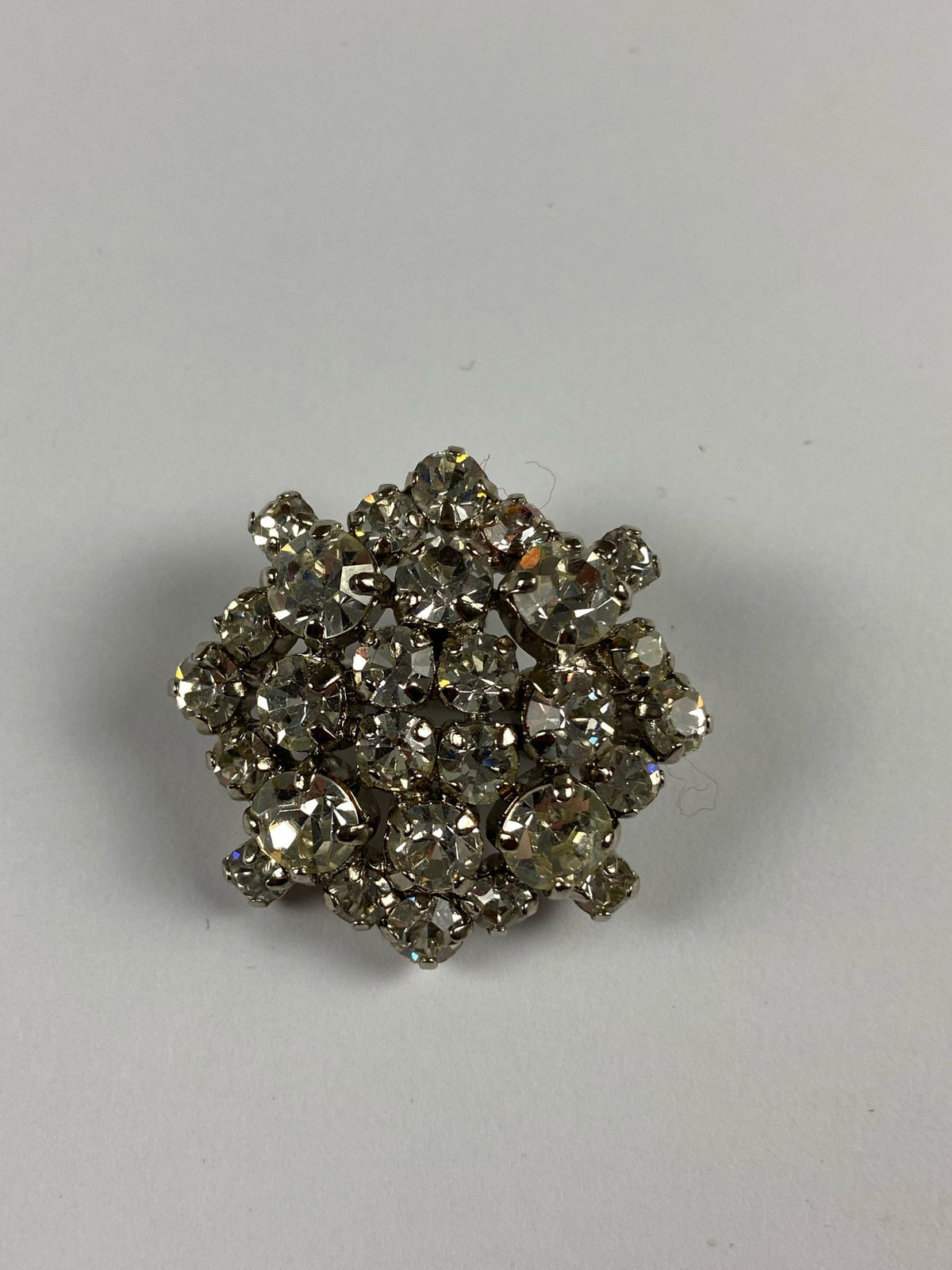 8704 Vintage Swarovski Kristallen Brosche 33mm