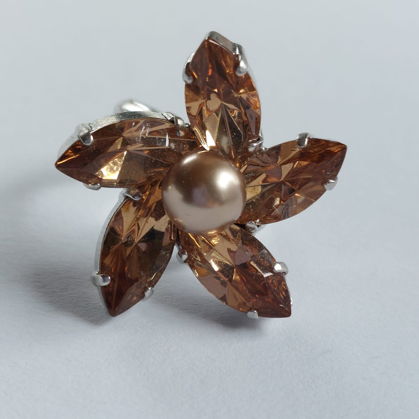 9845 Vintage Ring made with Swarovski Kristallen 30mm