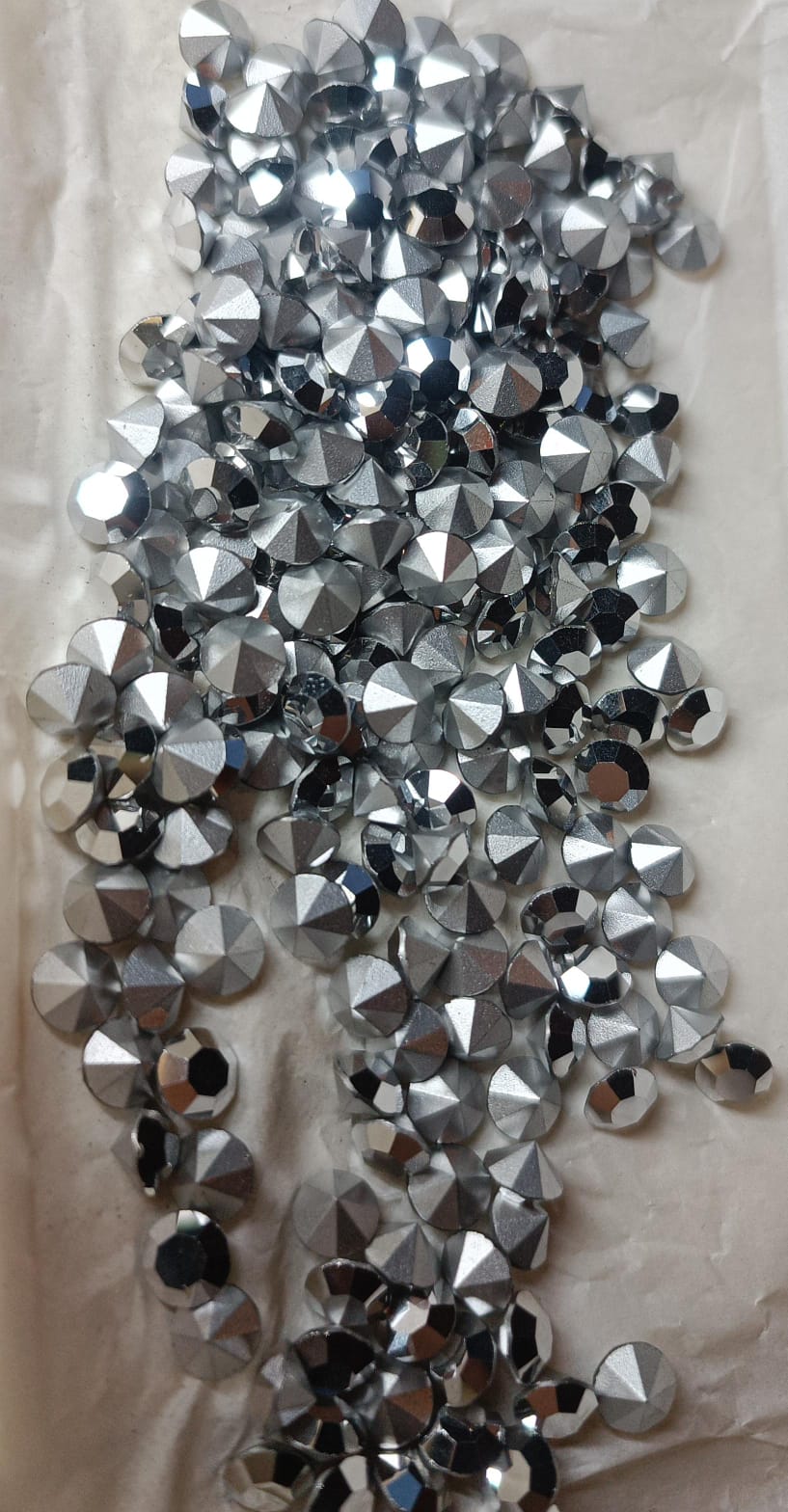 Swarovski® Chaton Vintage Comet Argent Light Silver Foiled SS29