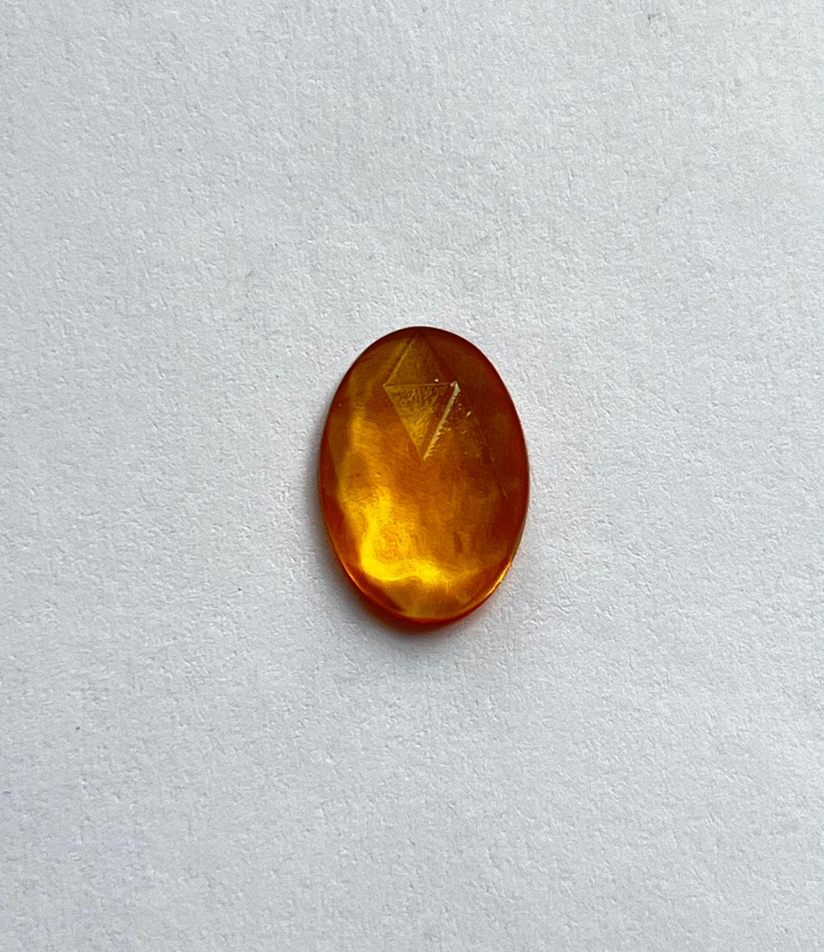 5827 Vintage Kunststoff Oval Crystal Cut Cabochon 15mm
