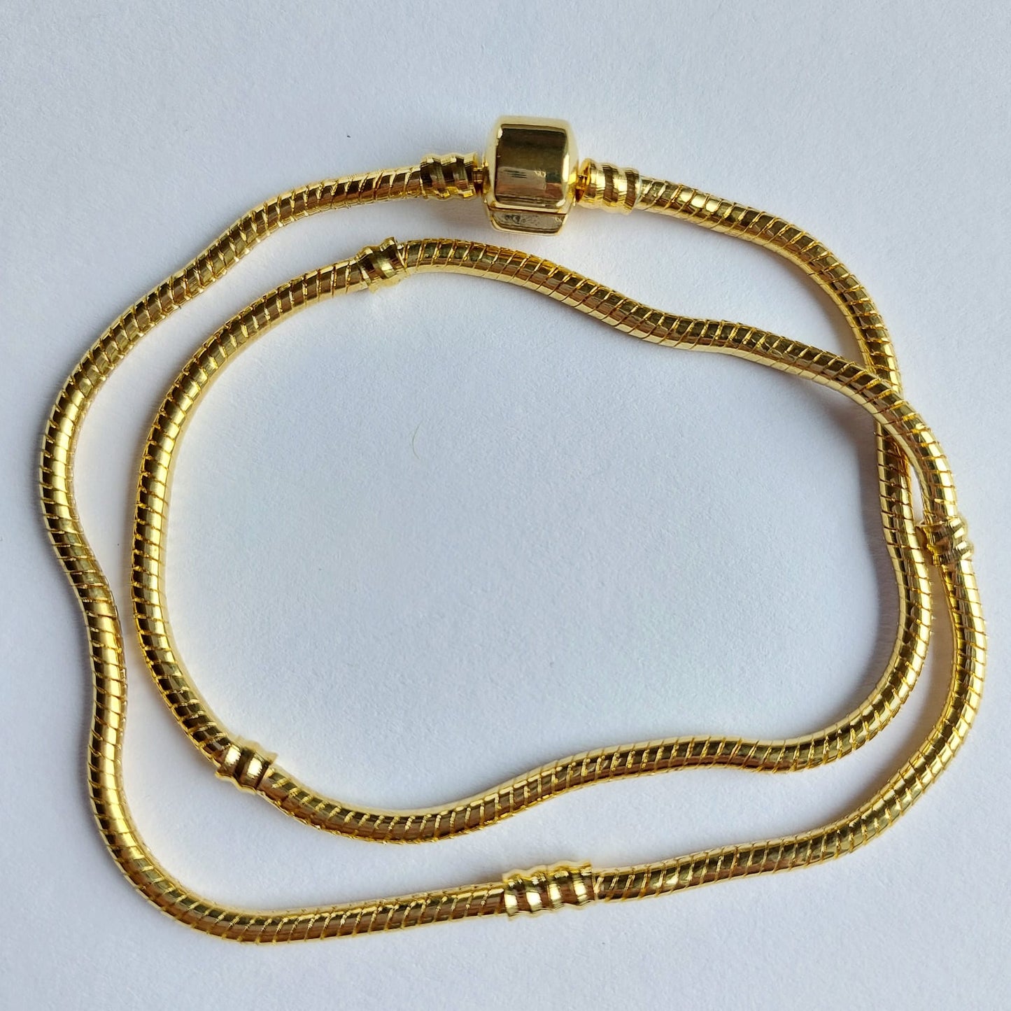Bettelarmbandband mit Clip-Verschluss 43x3mm