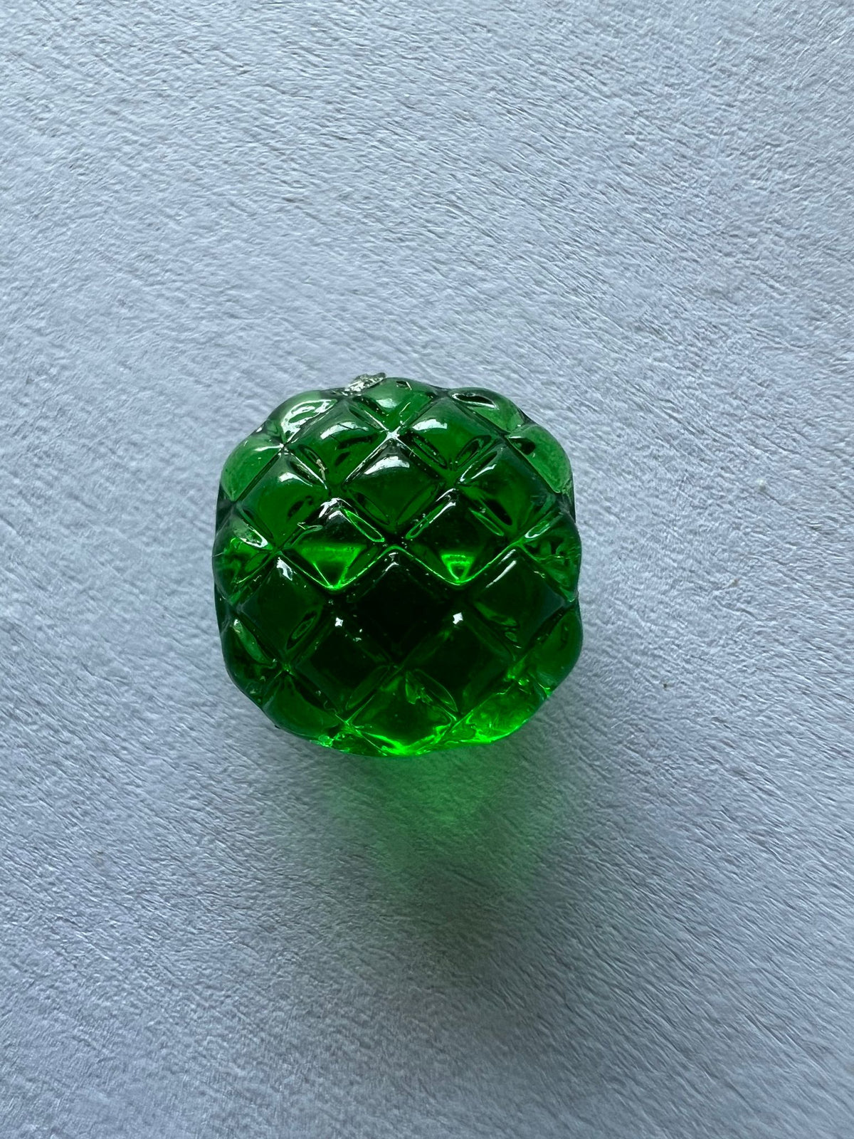 5689 Vintage Perlen klar Jadegrün 10mm